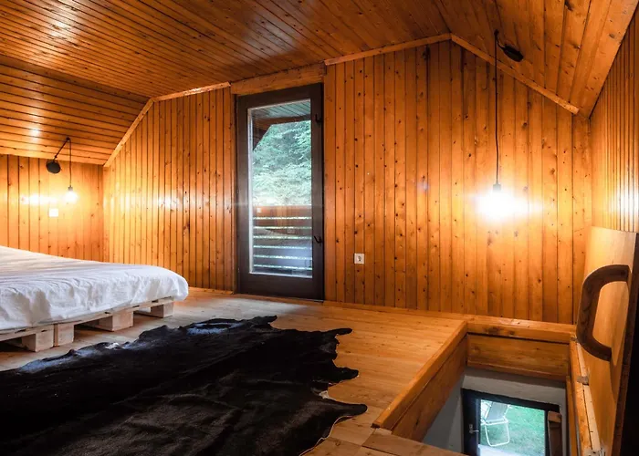 Idyllic In Beautiful Alps * זגורניה יזרסקו